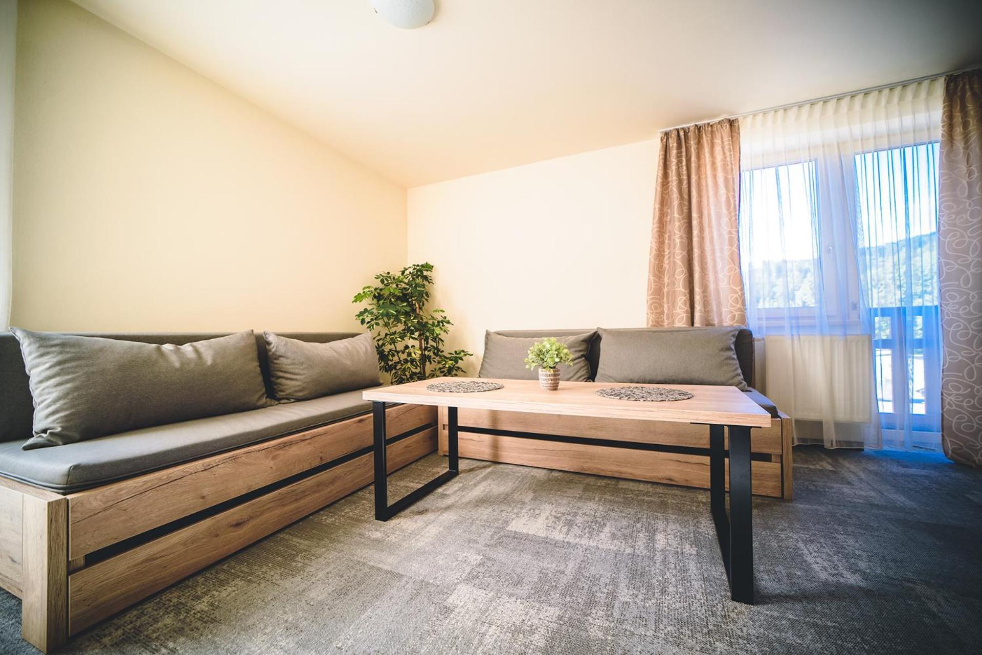 Wellness & Spa Hotel Certov מראה חיצוני תמונה