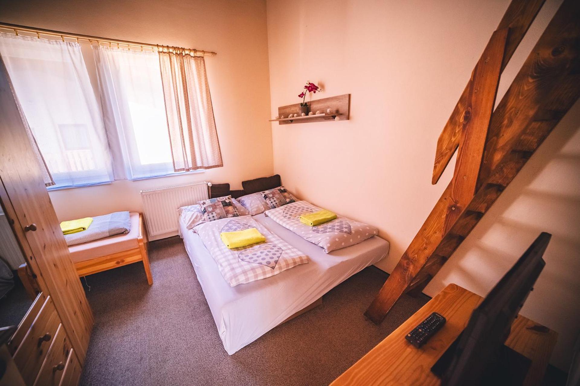 Wellness & Spa Hotel Certov מראה חיצוני תמונה