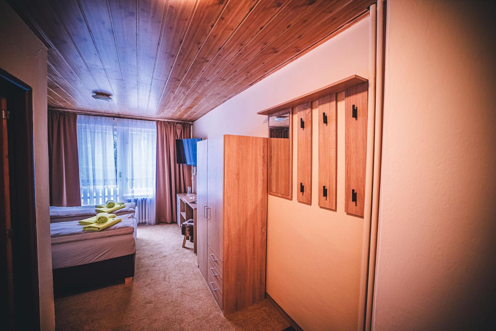 Wellness & Spa Hotel Certov מראה חיצוני תמונה