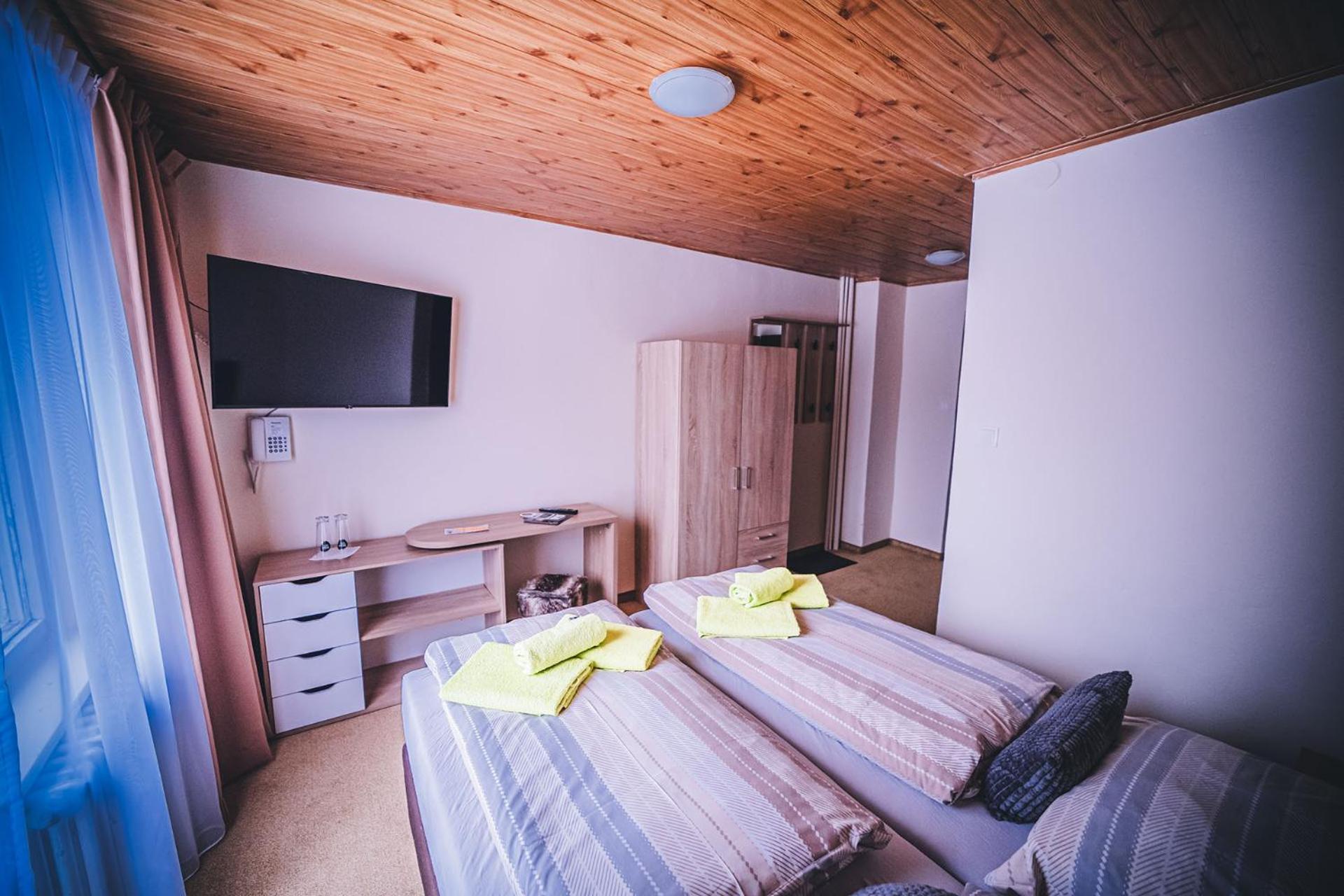 Wellness & Spa Hotel Certov מראה חיצוני תמונה